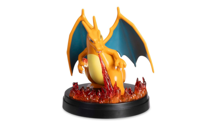 Pokémon TCG Charizard Statua używana do wyświetlania ulubionej karty dostępnej dla zamówienia w przedsprzedaży