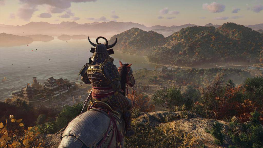 Yasuke มองเห็นทิวทัศน์ชายฝั่งในภูเขาของเขาภาพจาก Ubisoft Press Center